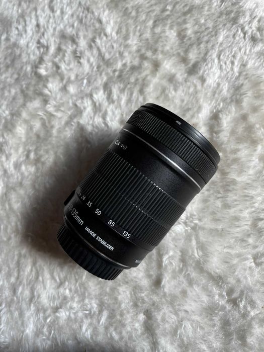 Câmera Canon 60D + lente 18-135mm 3.5-5.6 + lente 28mm 1.8