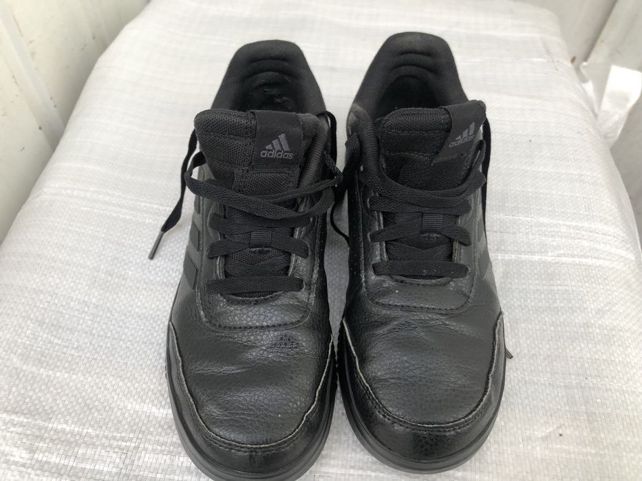 Кросівки чоловічі Adidas 38 розміру