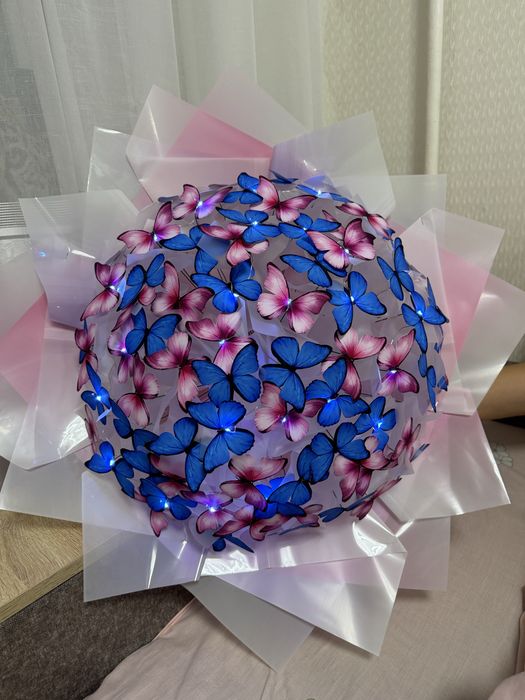 Букет з метеликів/ Букет с бабочек