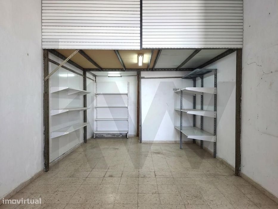 Garagem C/37M2 - Monte Da Tapada, Agualva - Cacém