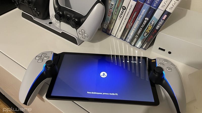PS5 portal. Totalmente novo apenas 2 meses de uso e sem nenhum arranhão está totalmente novo