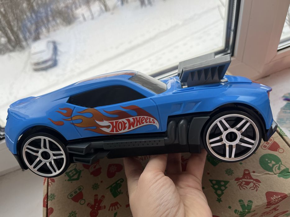 Автомобіль Hot Wheels гараж 2 в 1 HWCC15