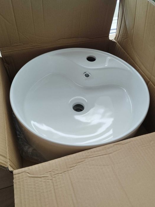 Umywalka Invena 47cm