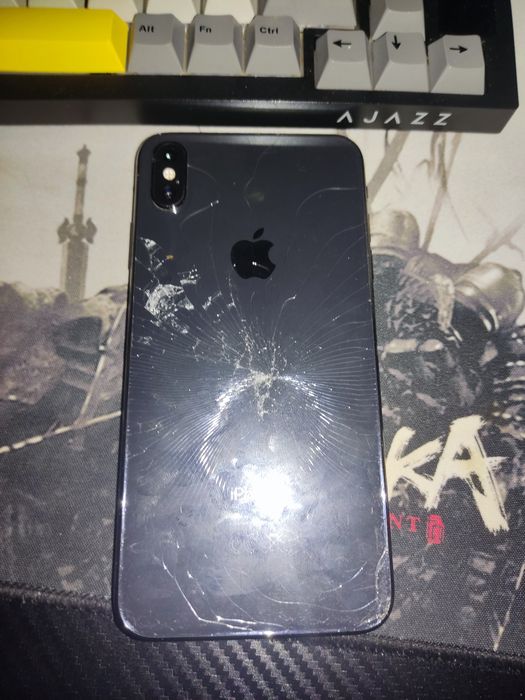 iPhone XS Max 256GB — iCloud чист, Face ID не працює