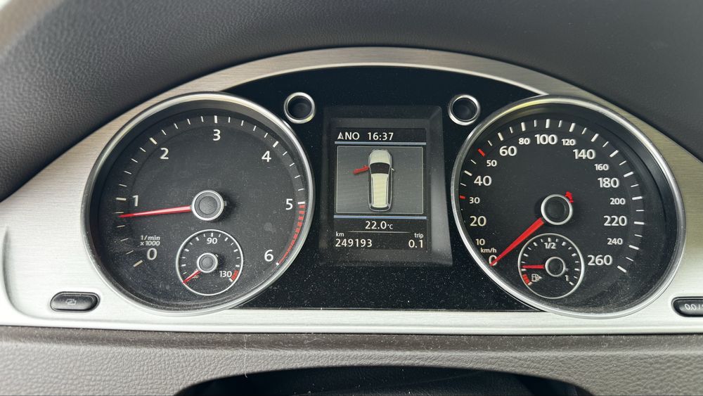 VW Passat 2011 Highline