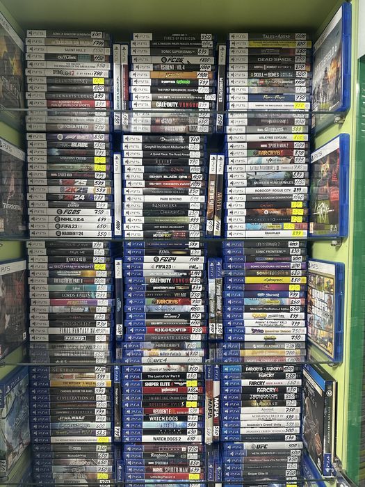 Продаж ігри PS4,5