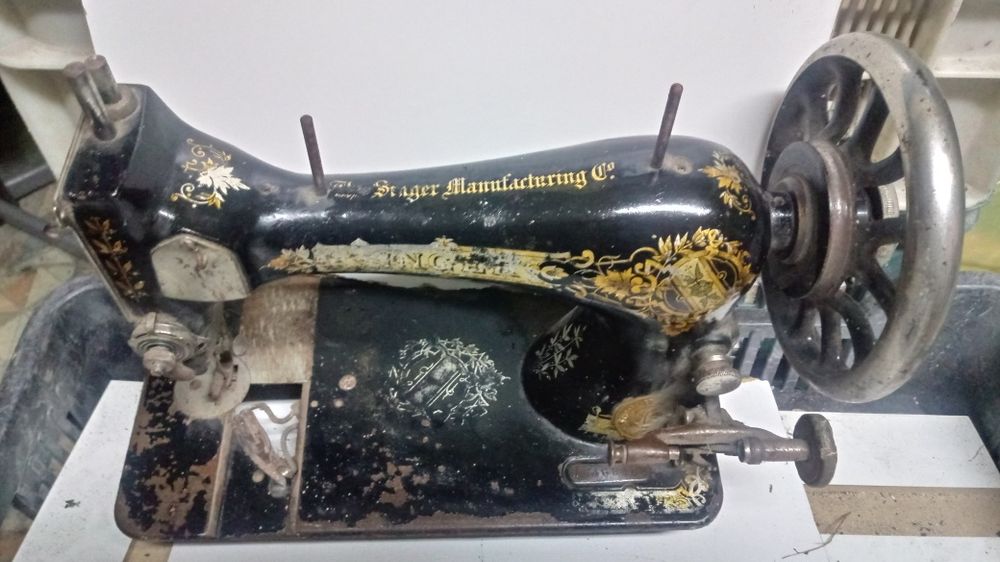 Sprzedam maszynę do szycia singiel