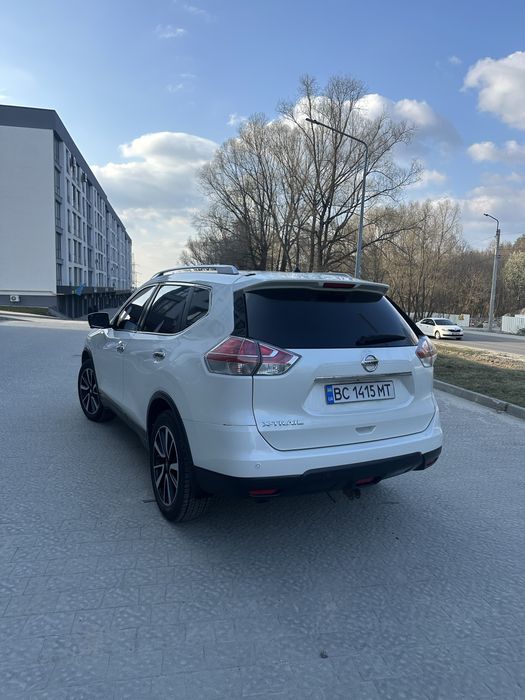 Nissan X Trail 2015