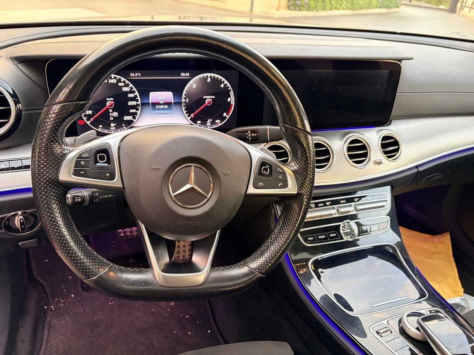 Mercedes-Benz E 220 d AMG 4-Matic / Revisões Mercedes