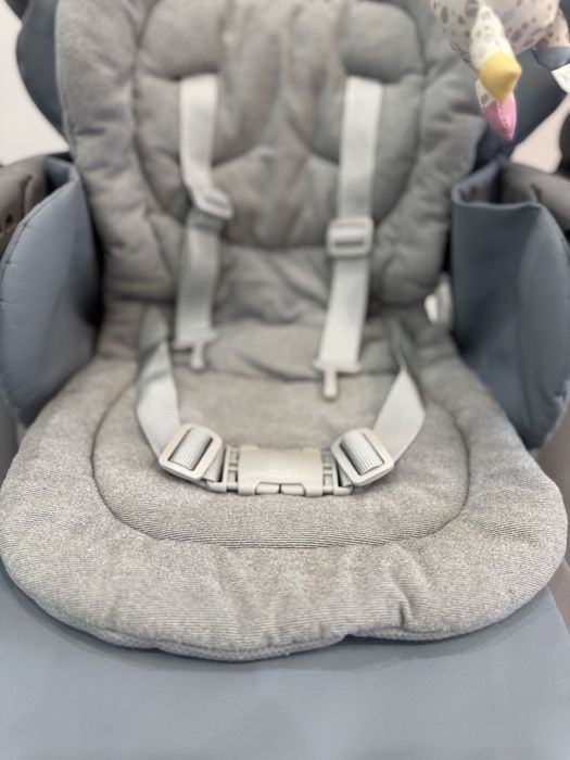 Стільчик для годування Chicco Polly Magic Relax. Дуже гарний стан!