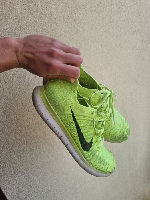 Sapatilha/Tenis Nike Free 42 Amarelo