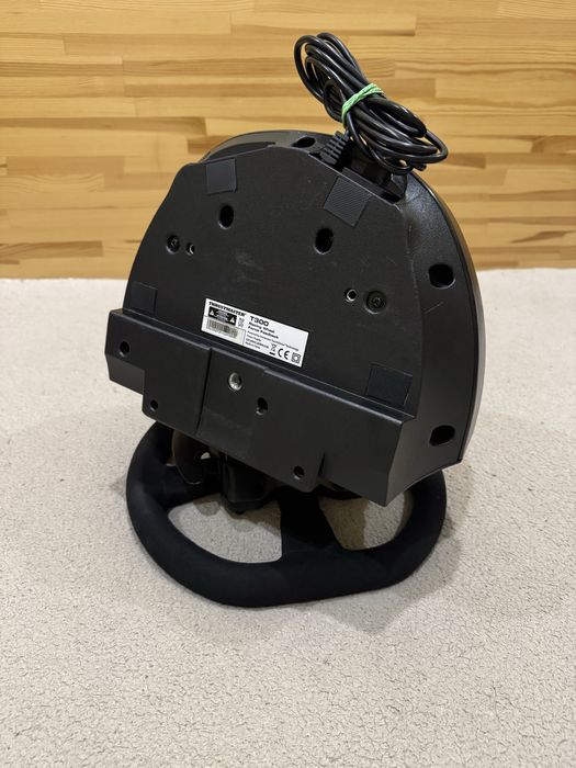 Хороший стан. Ігрове кермо Thrustmaster T300 Alcantara Edition PC/PS