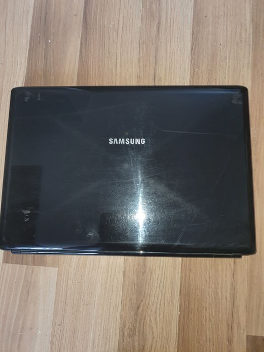 Laptop samsung R610
