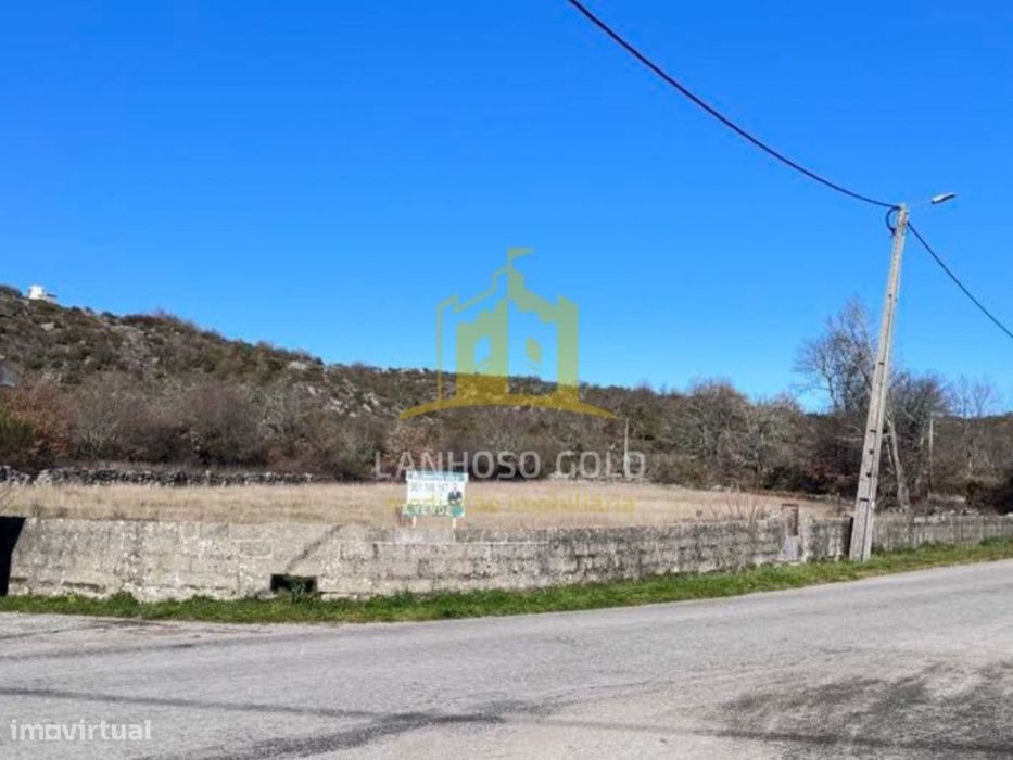 Terreno de 4550m² em Sarraquinhos, Montalegre - Excelente Oportunid...
