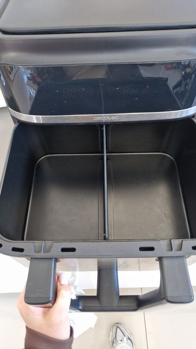 Airfryer Cecotec 2komory z możliwością łączenia w 1.