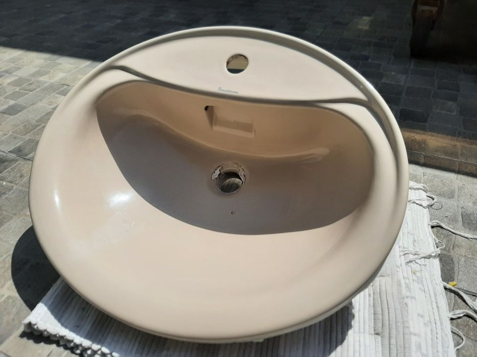 Lavatório oval Sanitana rosa