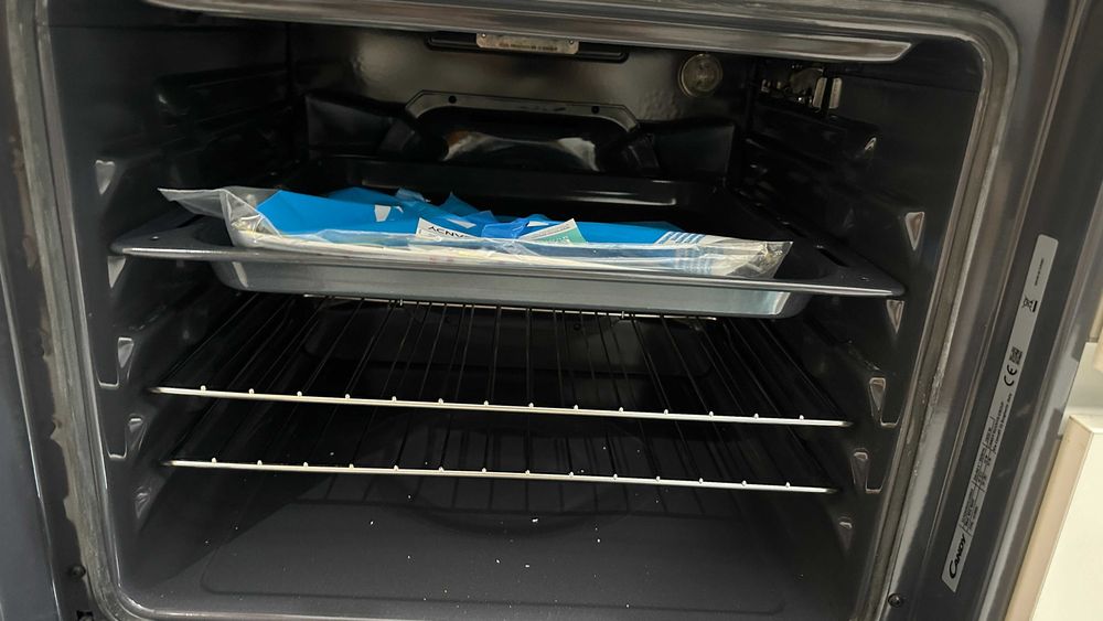 Forno de Encastrar Candy – NOVO a Estrear (Nunca Usado)