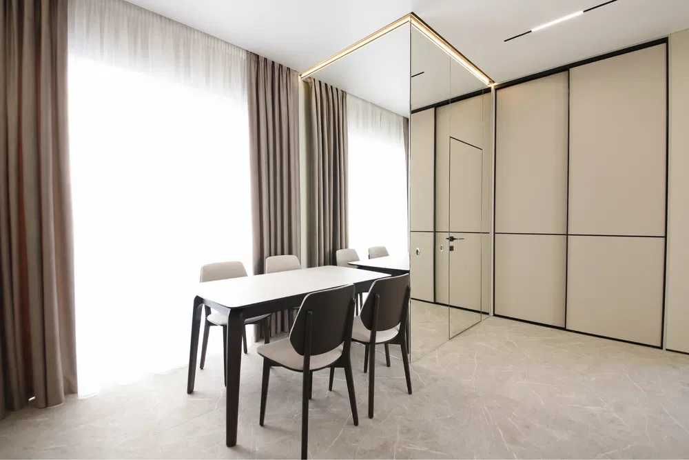 Вітаю. Продаж будинок, дуплекс з ремонтом, окремий заїзд, газ.