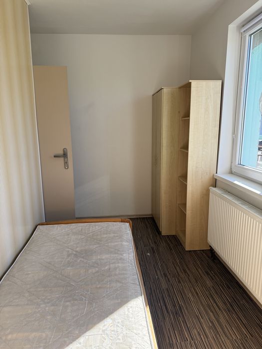Wynajmę pokój w domu z ogrodem.