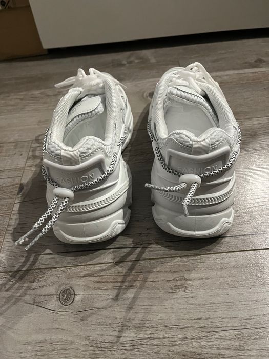 Sprzedam nowe buty