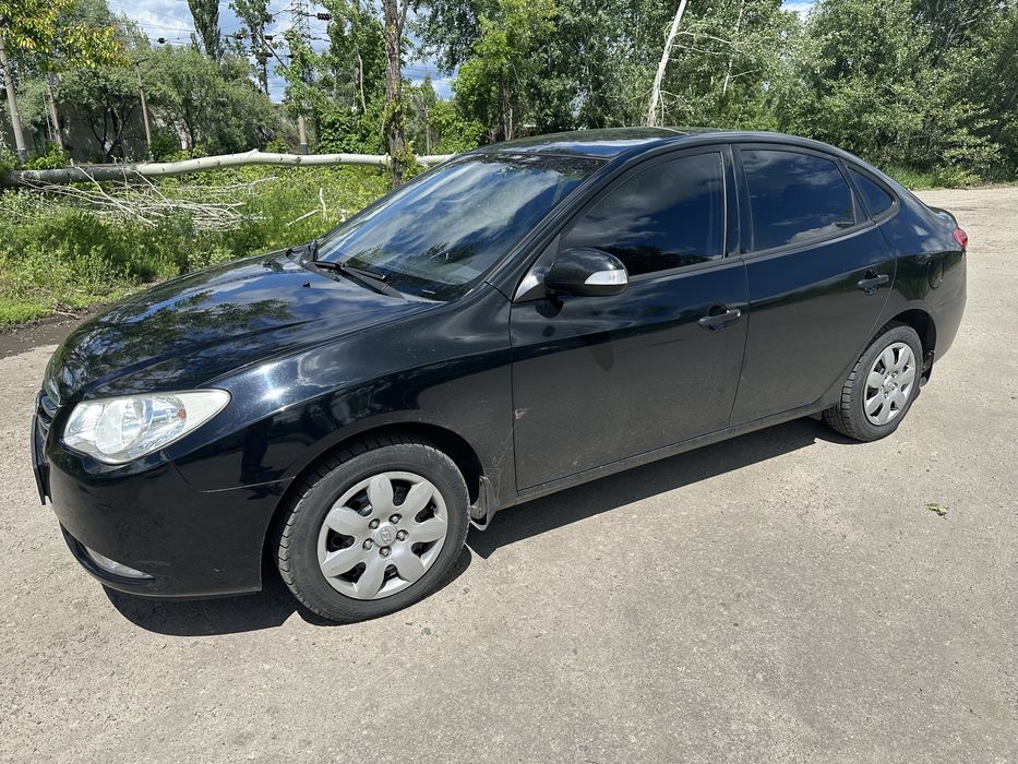 Hyundai Elantra 2010 1.6 АКПП