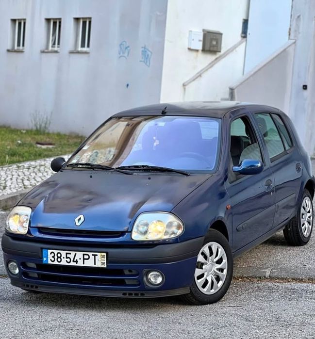 Renault Clio 1.2 A/C 00