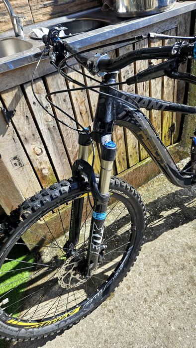 Bicicleta giant reign 2017