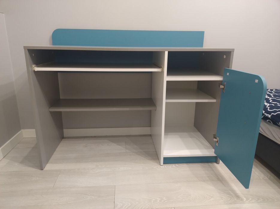 Biurko + półka na ścianę
