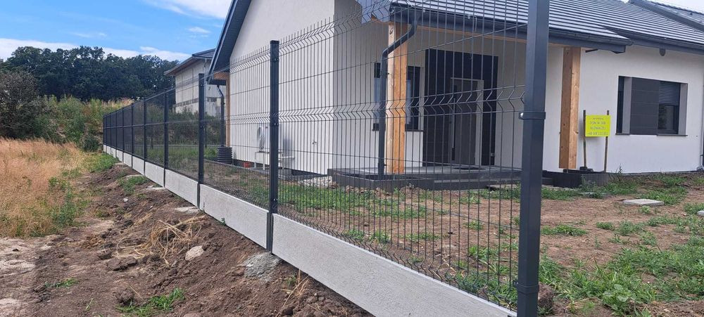 Ogrodzenie panelowe 3D 123/4, słupek, podmurówka, obejma - MONTAŻ