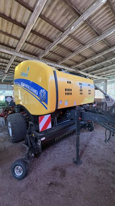 New Holland RB 150 CC  Prasa zmiennokomorowa New Holland RB 150 CC