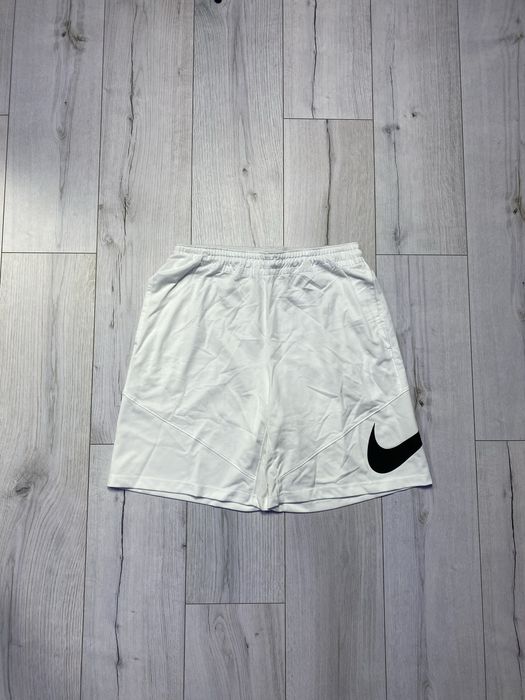 Шорти Nike Dri-Fit Swoosh