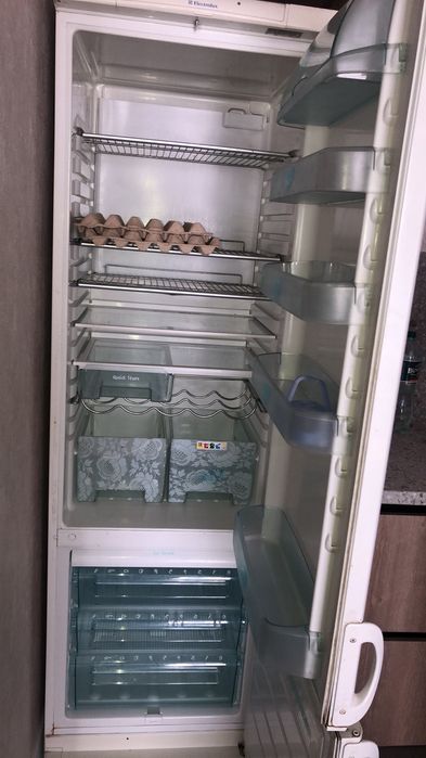 Холодильник Electrolux