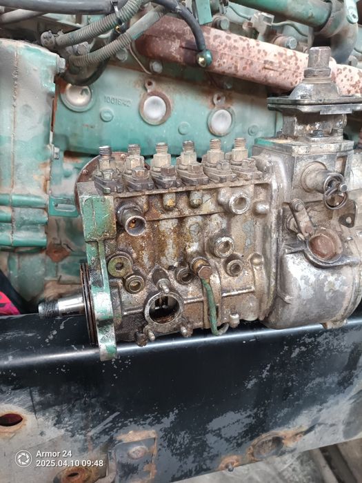 Паливний насос високого тиску BOSCH