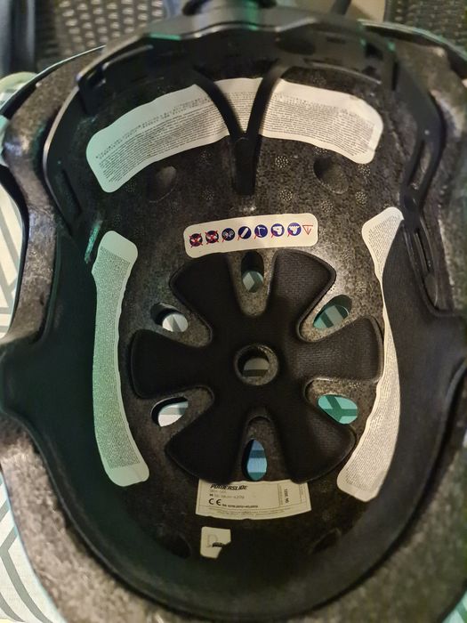 Kask firmy Powerslide