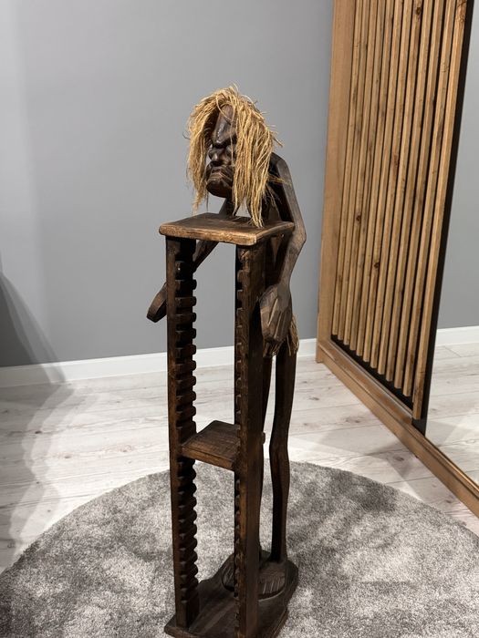 Stojak dekoracyjny na płyty