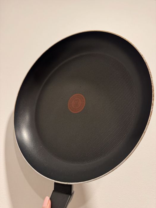 Frigideira Tefal Antiaderente 28 cm – Como Nova