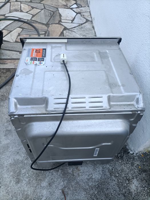 Forno de Encastrar Indesit Usado em Bom Estado