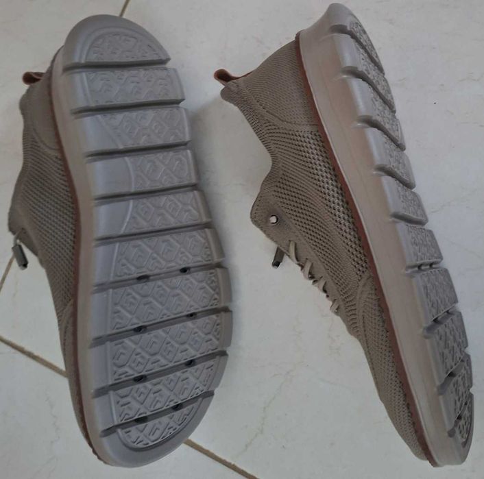 Vendo sapatos novos