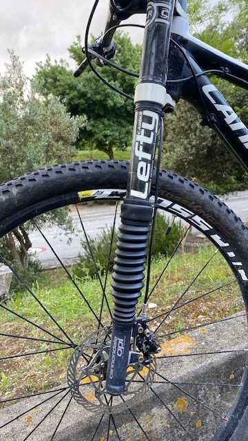 BTT Cannondale Lefty 29 F-Si all carbon 9Kg