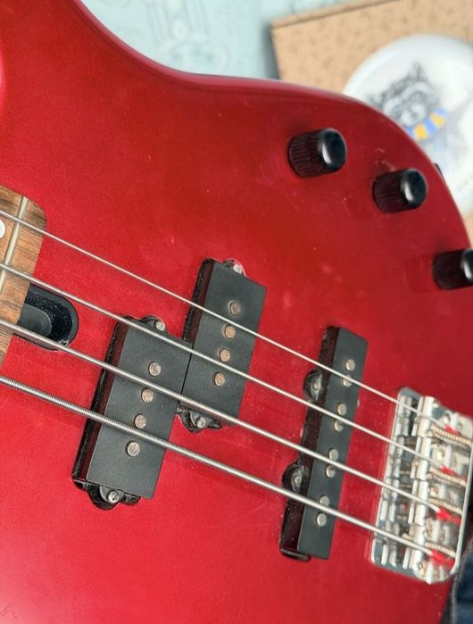 Бас гітара YAMAHA RBX170