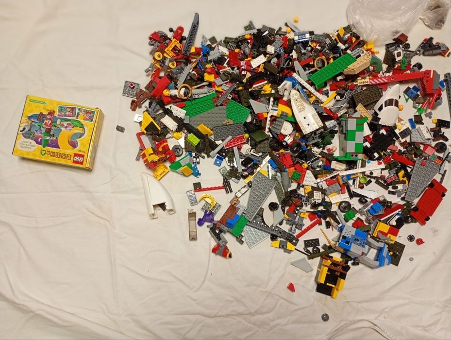 Продам лего різне