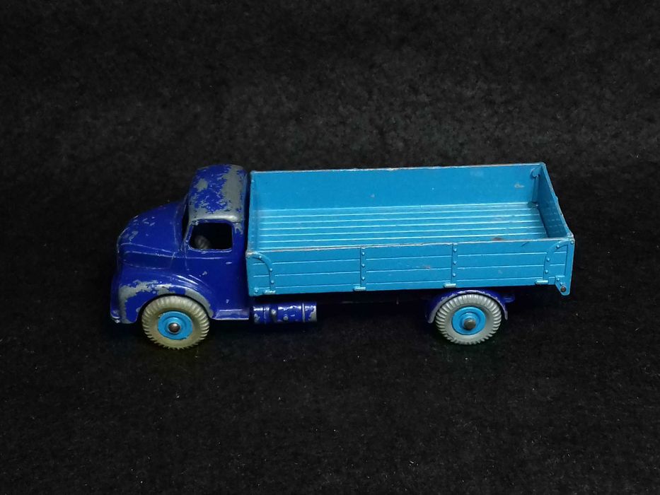 Dinky Toys #418 - Leyland Comet Wagon - 1950`s by Meccano Ltd