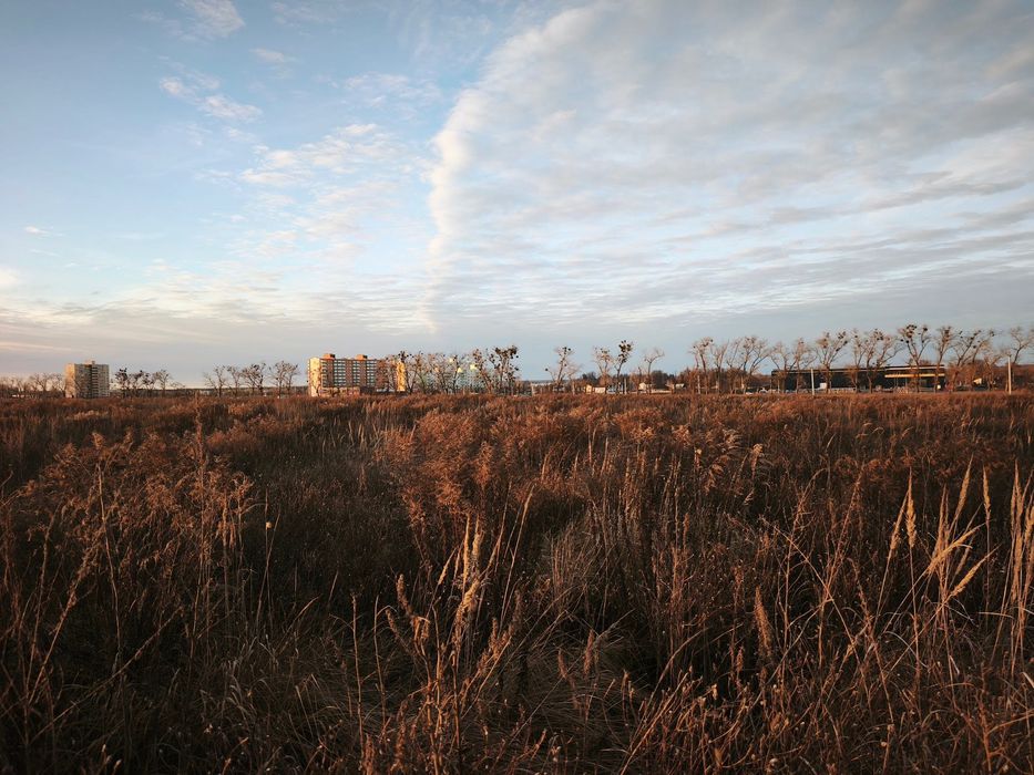 Продам ділянку під таунхауси 104 сотки.
