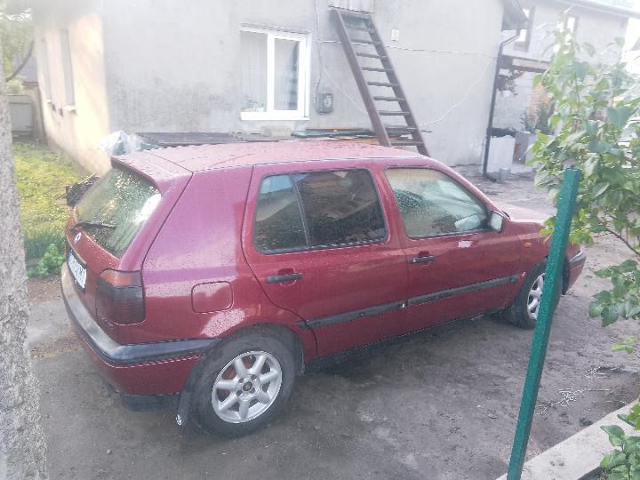 Продається Golf3-1996