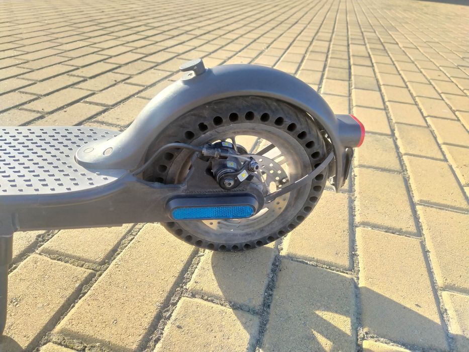 Самокат Xiaomi Mi Electric Scooter 1S