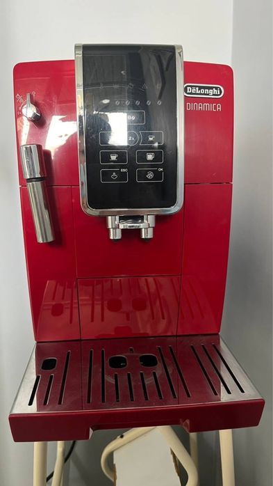 Кавомашина delonghi