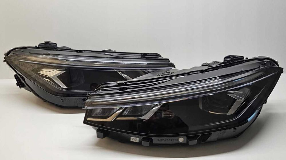 VW Passat B9 пассат пасат б9 Фары (фара левая, правая)