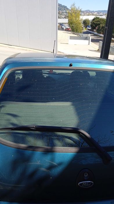 Vendo carro com problemas mecânicos.