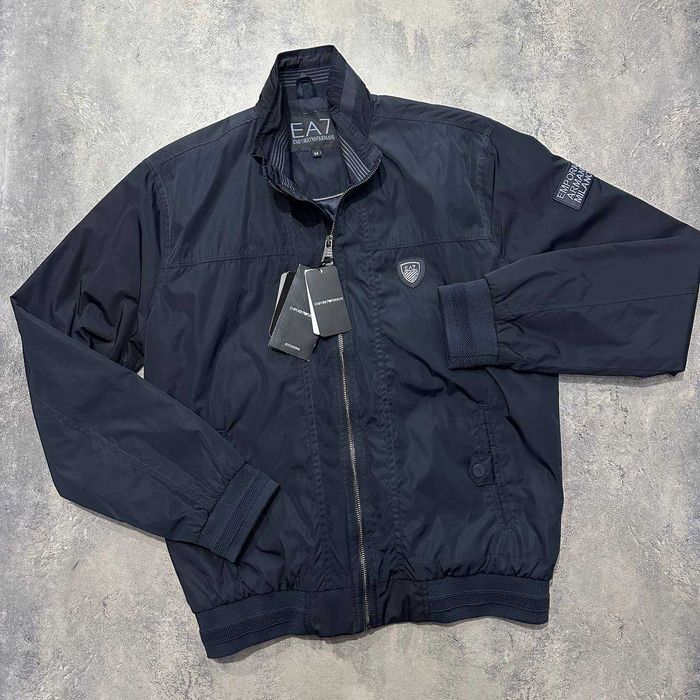 Синя чоловіча вітровка Армані(розмір-М)