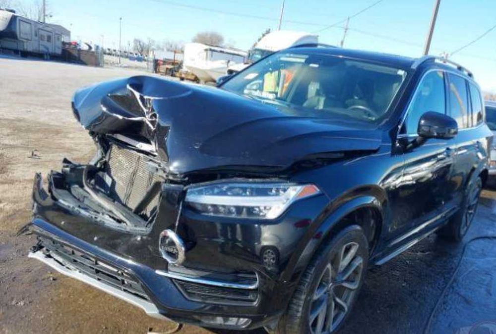 Крило праве/ліве  Volvo Xc90 2014-2022рр